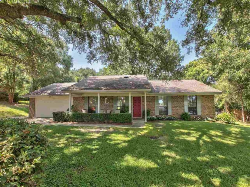 tally front exterior